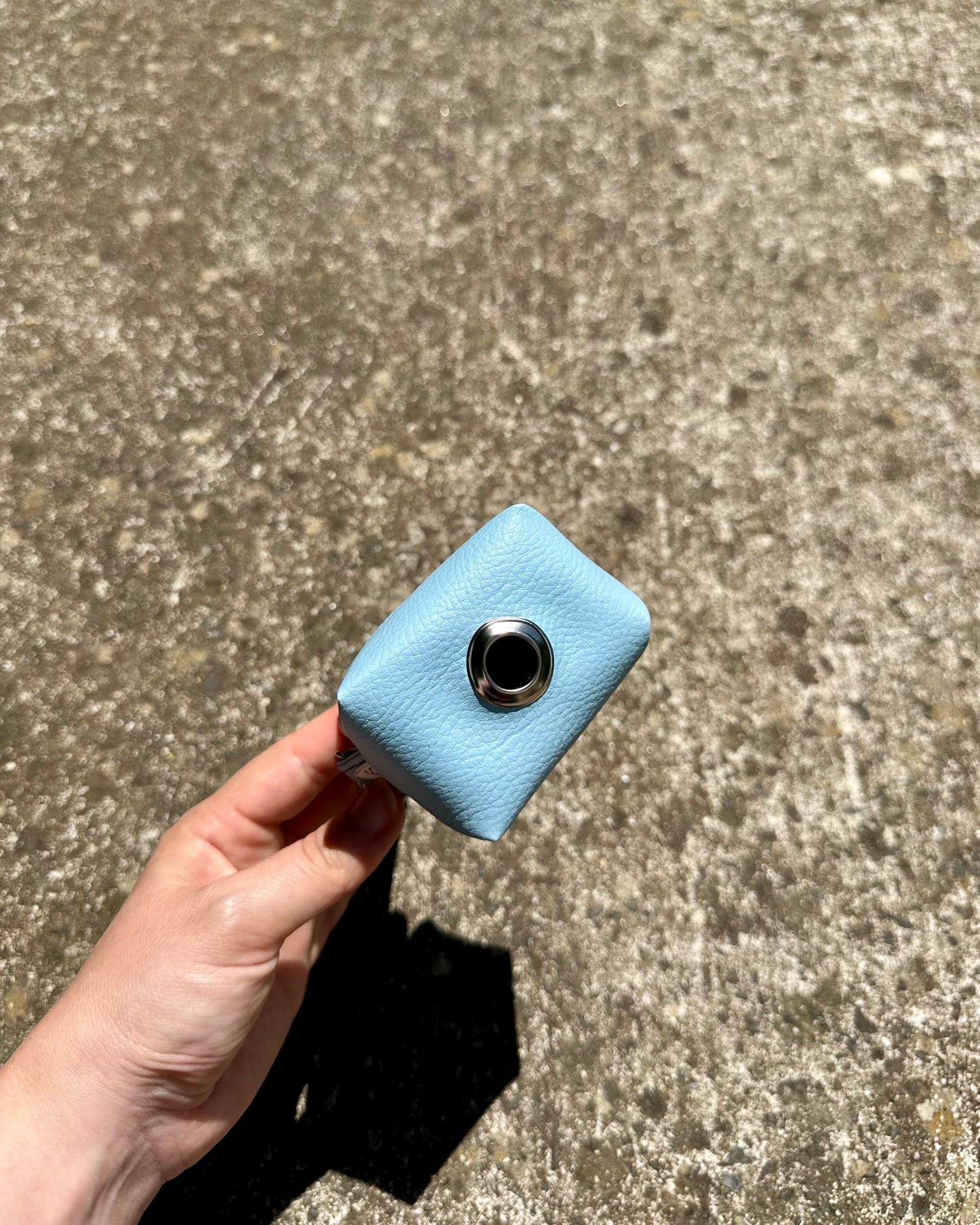 Porte sac à déjection BLEU CLAIR