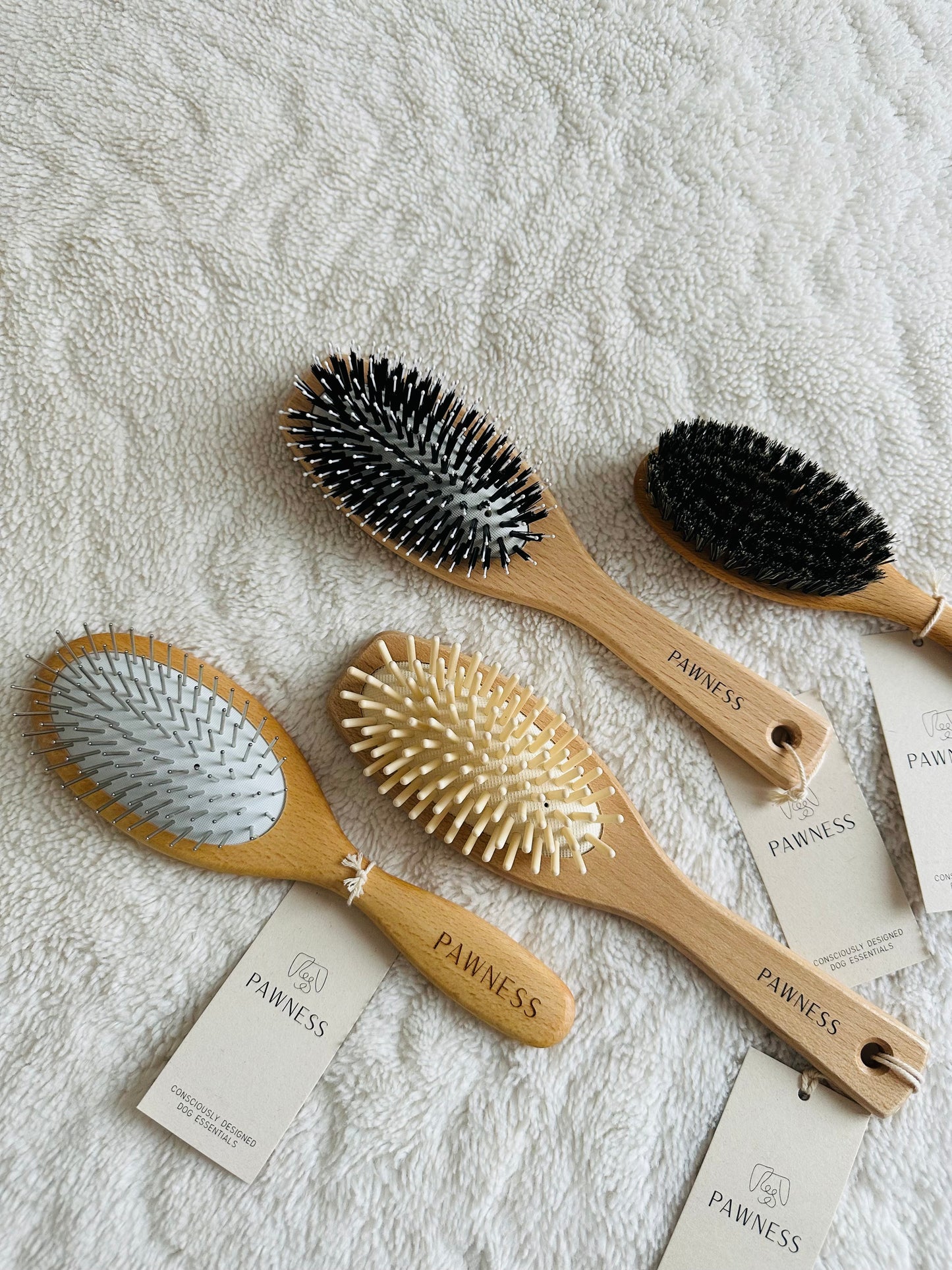 Brosse poils longs et épais GENTLE TOUCH